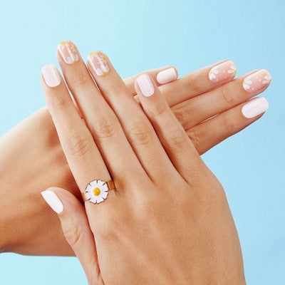 Dashing Diva Glaze Semi-Cured Gel Nail Polish Strips Daisy Dukes 32ct - Imperfect Box