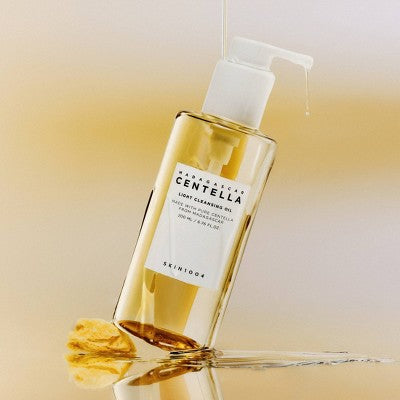 SKIN1004 Madagascar Centella Light Cleansing Oil Korean for Makeup Impurities Removal 200ml - Imperfect Box