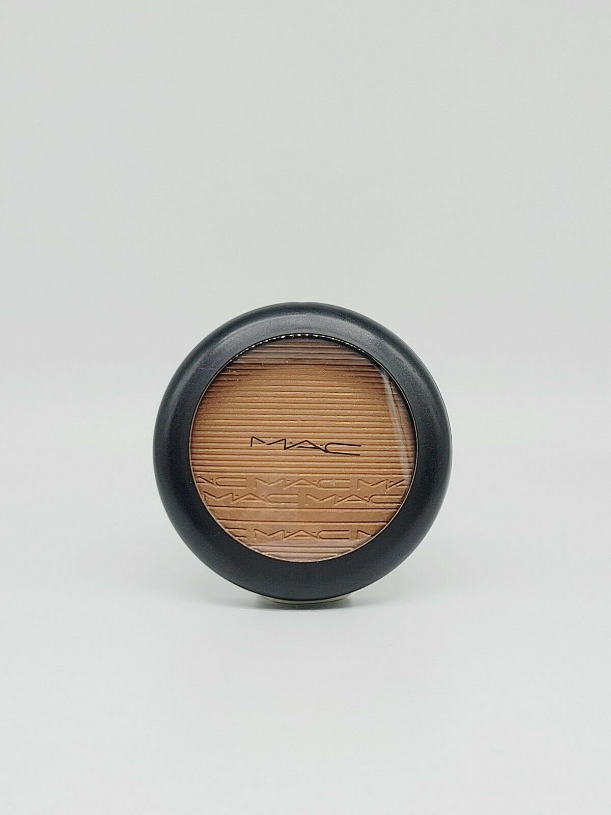 MAC Extra Dimension Skinfinish GLOW WITH IT 0.31 oz - Missing Box